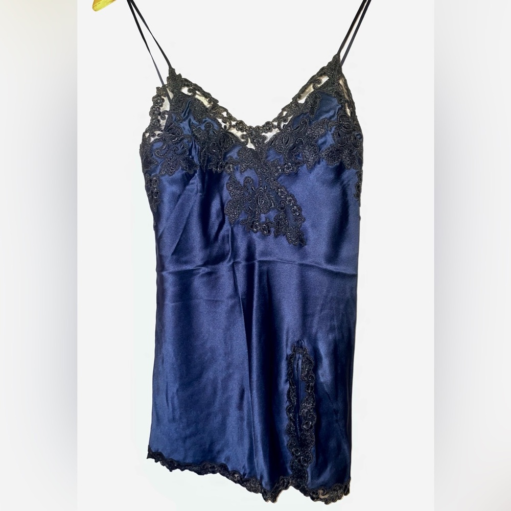 BNWOT La Perla Maison Slip Navy/Black Size 1
